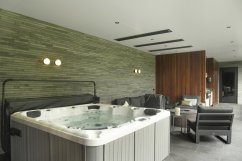 Box pro vestavnou stropní instalaci zářiče HEATSTRIP Classic Design 2400 celočerný - modul pro dokonalé splynutí tepelného zářiče se stropem