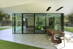 Box pro vestavnou stropní instalaci zářiče HEATSTRIP Classic Design 3200 celočerný -  modul pro dokonalé splynutí tepelného zářiče se stropem