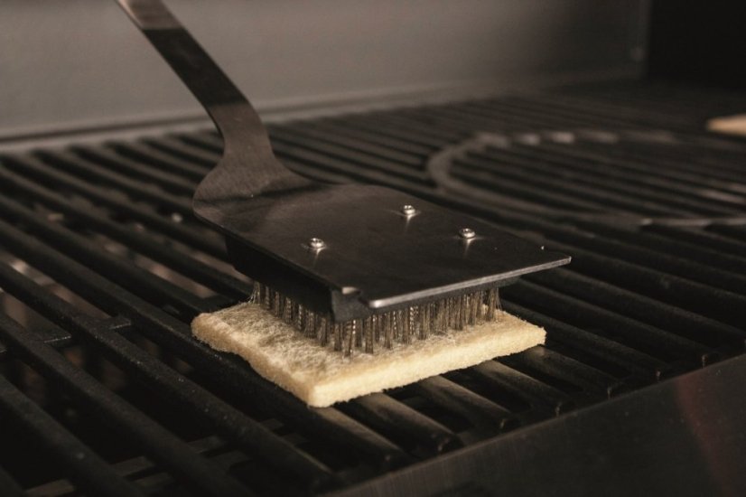 Čistící polštářky GrandHall na grilovací rošt (3 ks)