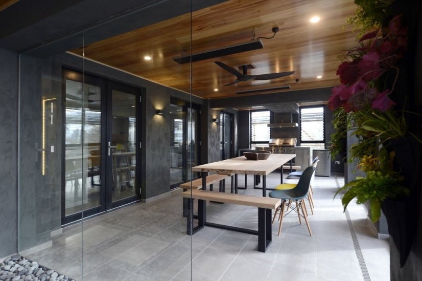 Elektrický tepelný zářič HEATSTRIP Classic Design Radiant Heater 1500 W