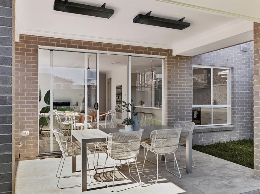 Elektrický infračervený zářič HEATSTRIP Enhance 2400 W s DO & app