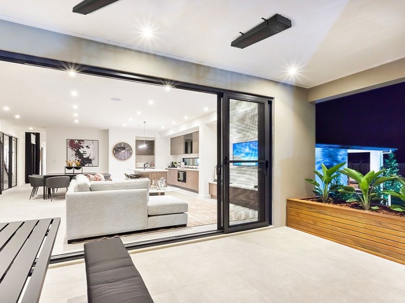 Elektrický infračervený zářič HEATSTRIP Enhance 2400 W s DO & app